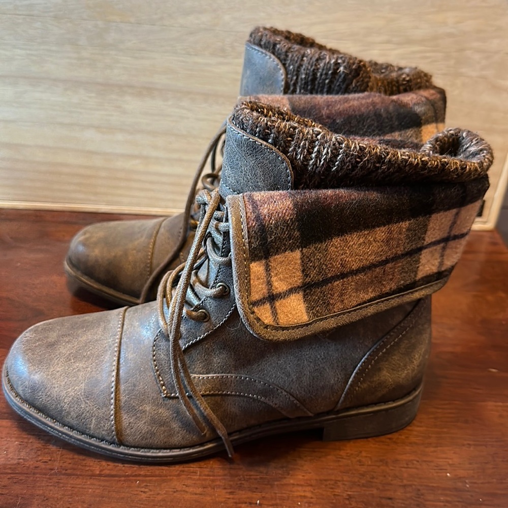 JustFab booties